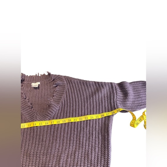 Main Strip - Anthropology - Women’s Distressed Oversized Boho Sweater - Picture 6 of 8